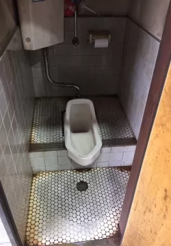 枚方市　和式トイレから洋式トイレにリフォーム工事のサムネイル